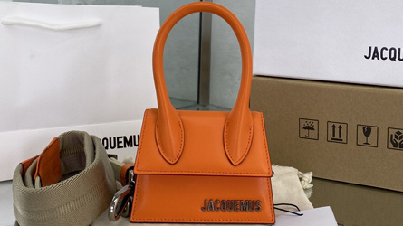 
				Jacquemus - Bag
				pungi